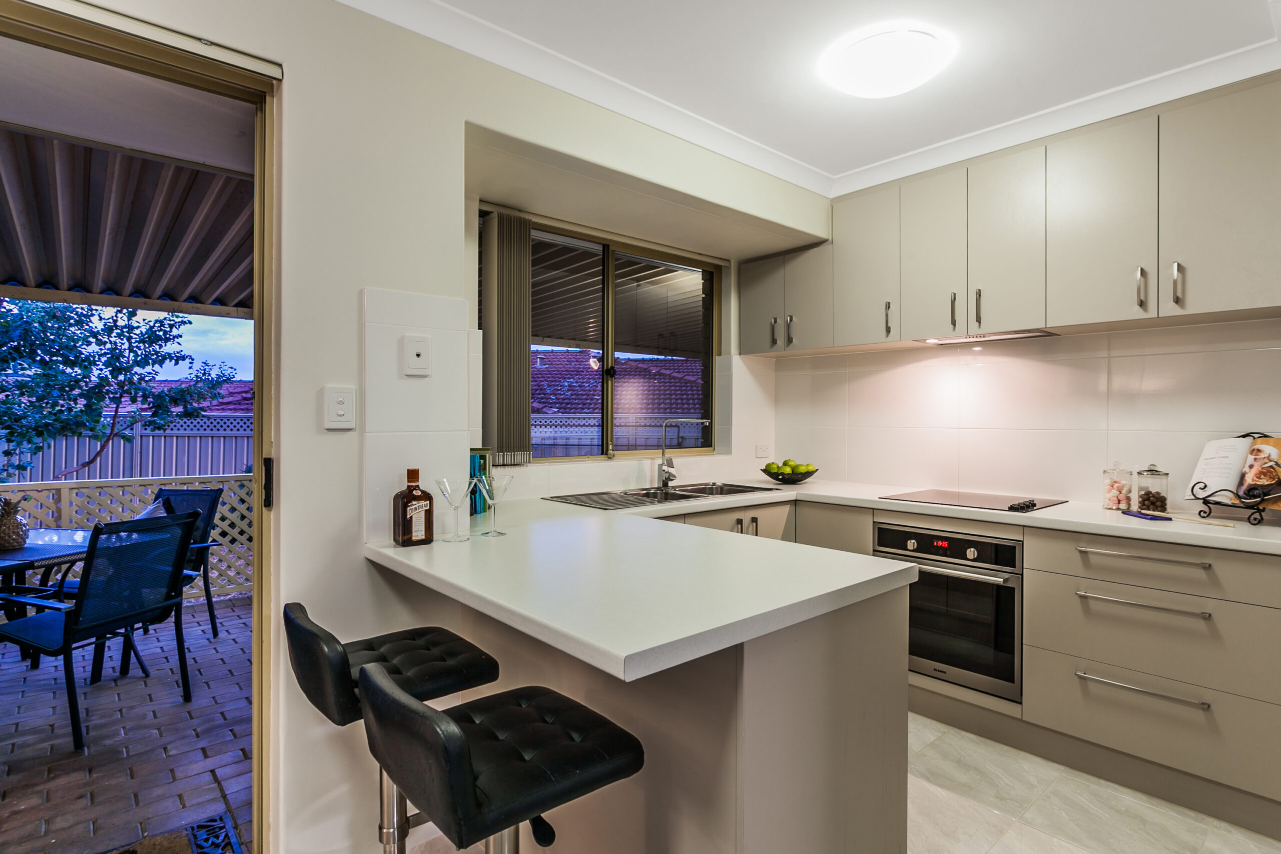 Bulrush Drive, Bibra Lake