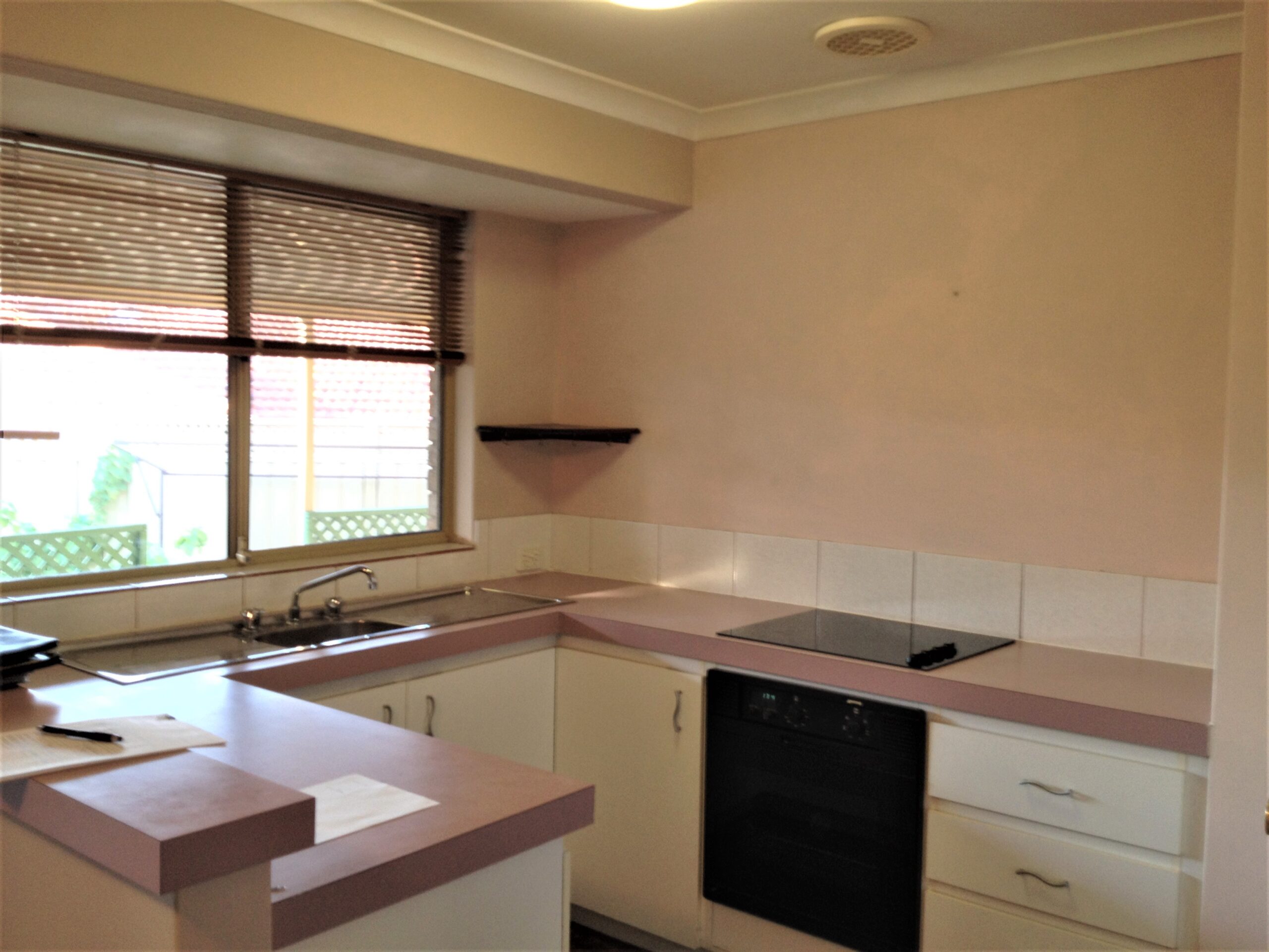 Bulrush Drive, Bibra Lake