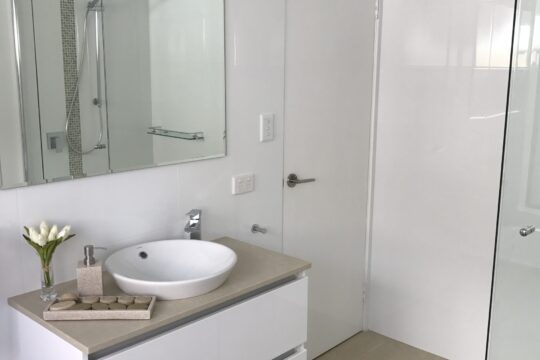 Glen Iris Drive, Jandakot