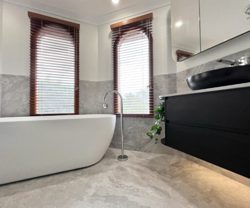 Addison St, South Perth Ensuite & WIR